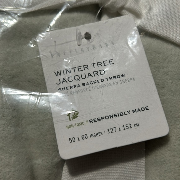 Pottery Barn Jacquard Sherpa Back Christmas Tree π² Throw BNWT - Picture 6 of 8